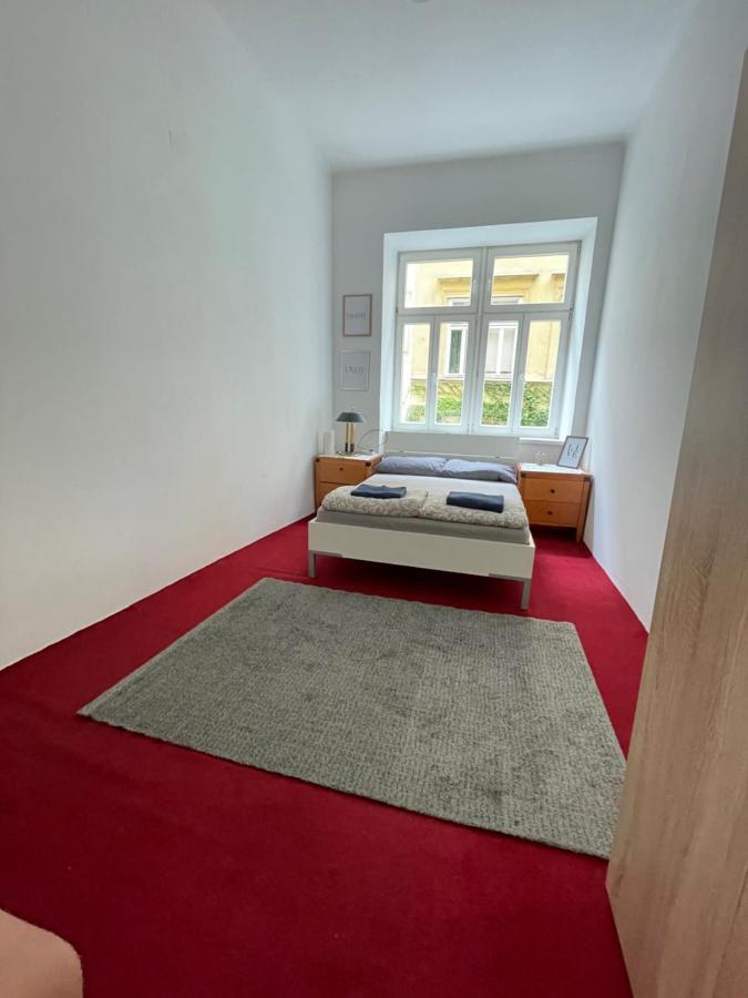 Volkstheater Apartment. Vienna Exterior photo
