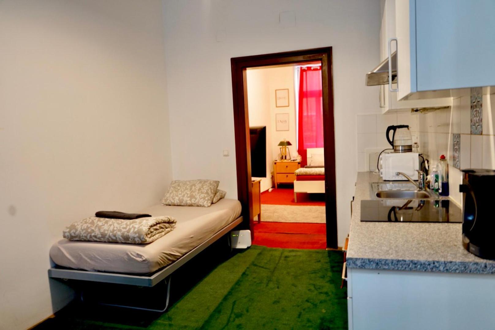 Volkstheater Apartment. Vienna Exterior photo