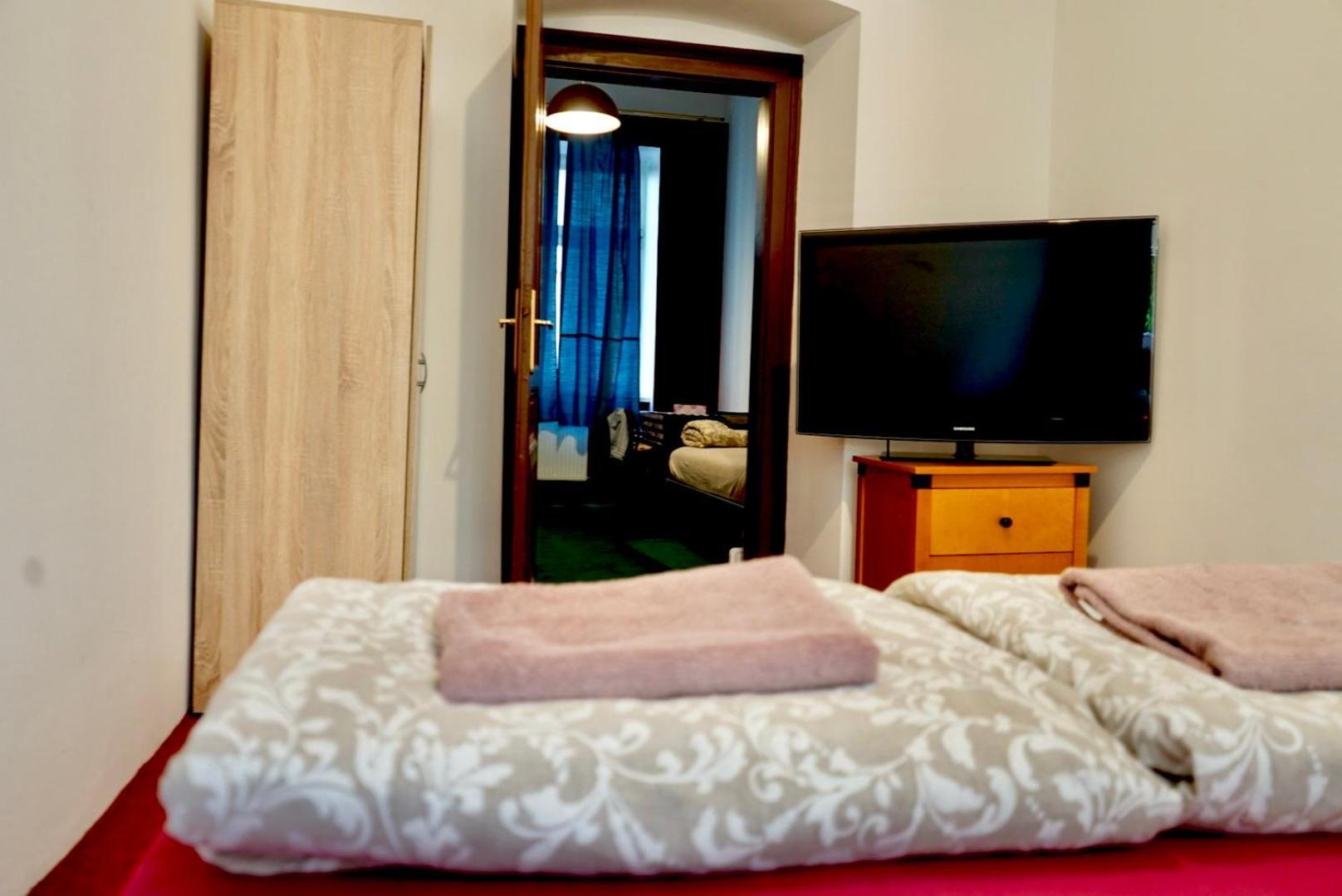 Volkstheater Apartment. Vienna Exterior photo